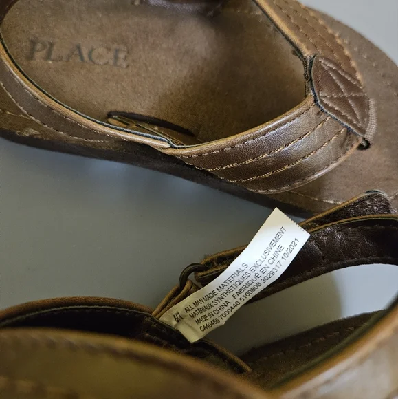 PLACE Slippers - Picture 3 of 4